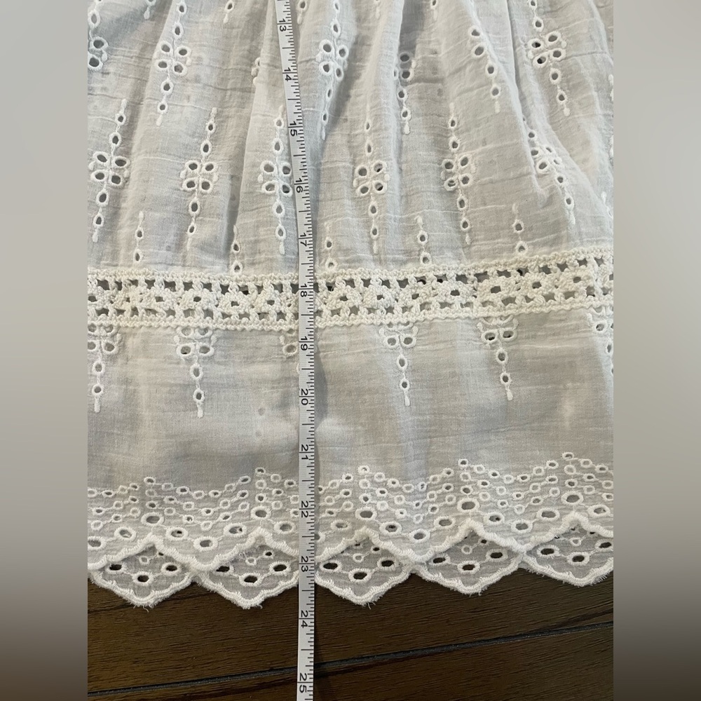 American Eagle Outfitters White Eyelet Top - Picture 5 of 7